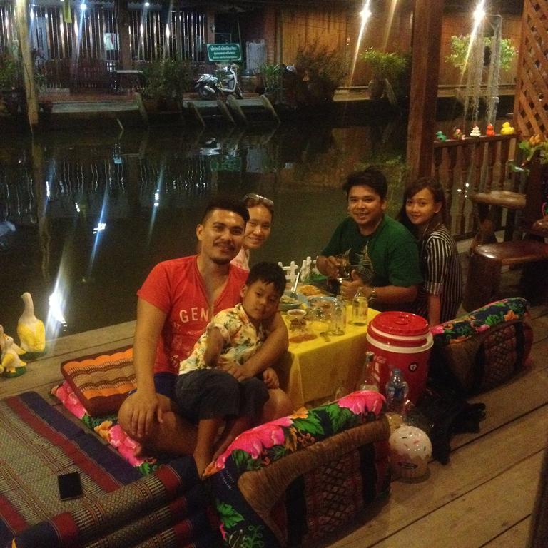 Baanklong Amphawa Homestay Екстериор снимка