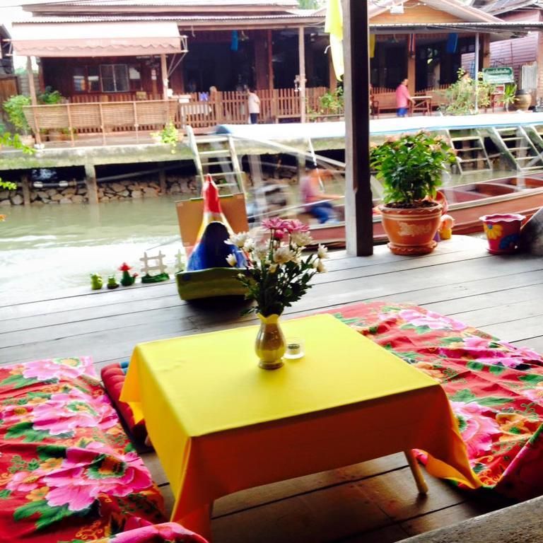 Baanklong Amphawa Homestay Екстериор снимка