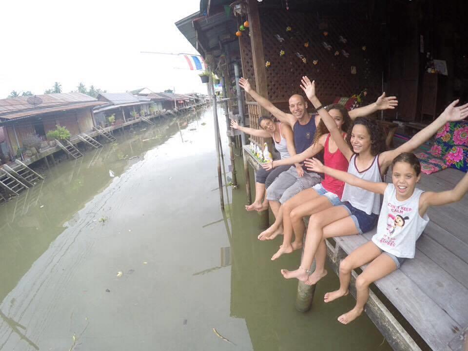 Baanklong Amphawa Homestay Екстериор снимка